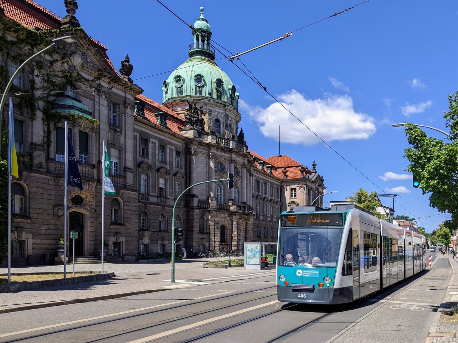 Die 5 besten Services für Traktionskontrollreparaturen in Potsdam – Grip-Management auf rutschigen Straßen wiederherstellen