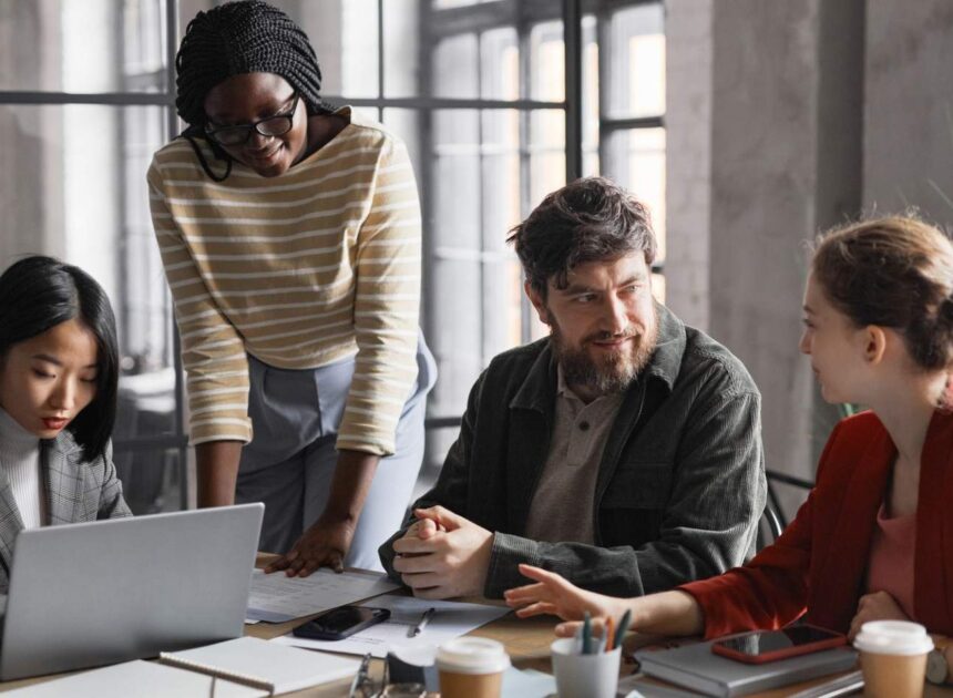 Die 5 besten Vermittlungsdienste für Freelancer in Ratingen – Selbstständige Spezialisten für flexible Projekte finden