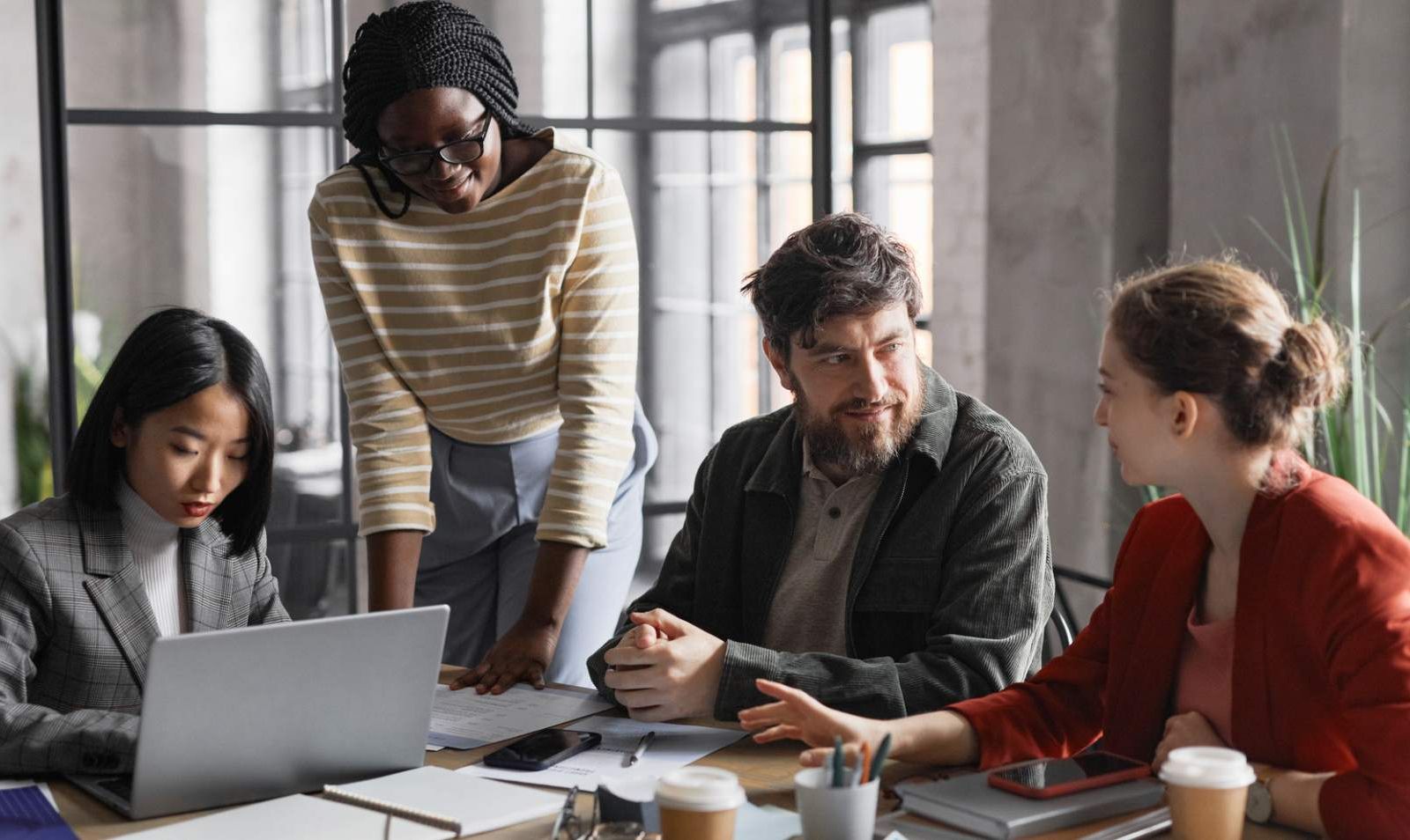 Die 5 besten Vermittlungsdienste für Freelancer in Ratingen – Selbstständige Spezialisten für flexible Projekte finden